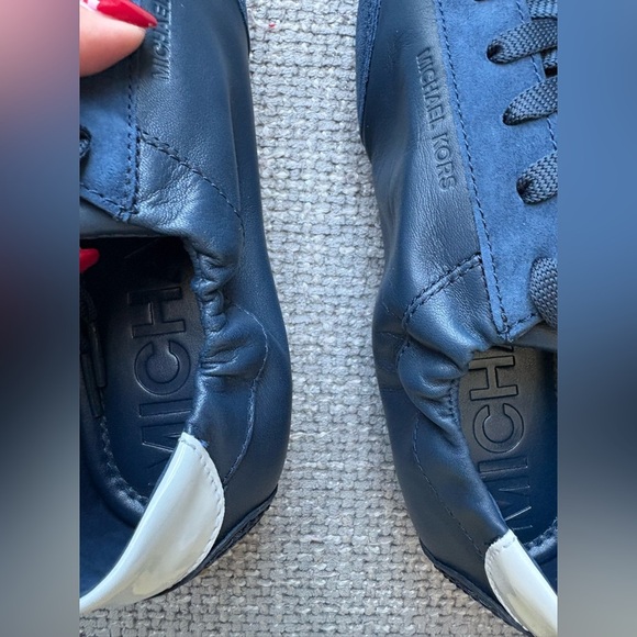 BNWT Michael Kors Susie Leather Sneakers – Women’s 8.5 - Picture 16 of 16